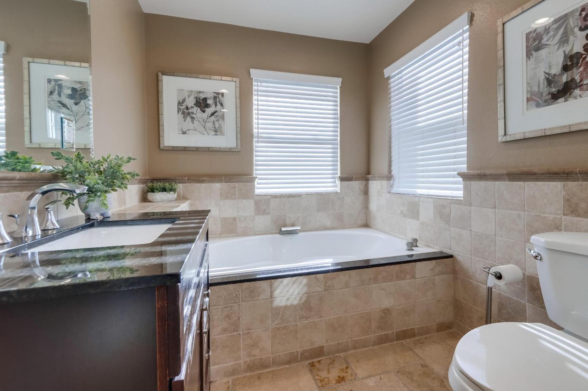 Destination #48 Villa Placentia Bagian luar foto