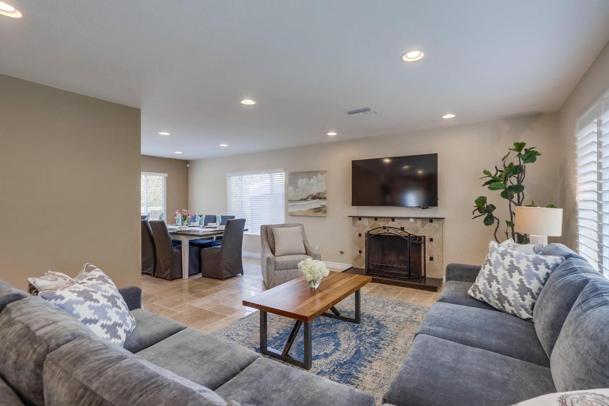 Destination #48 Villa Placentia Bagian luar foto